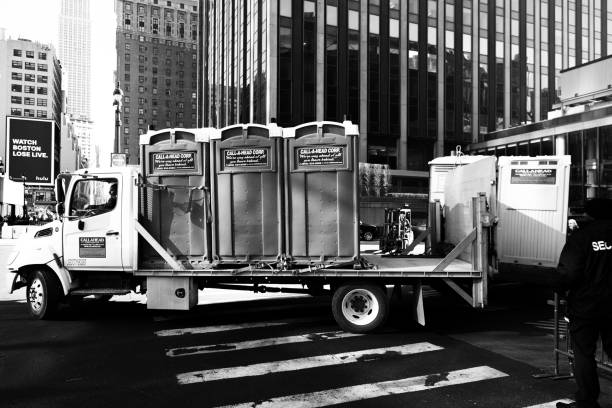 Portable Toilet Options We Offer in Potomac Park, CA